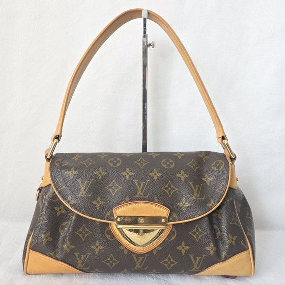 Louis Vuitton Handbags - Authentic Louis Vuitton Beverly MM Shoulder Bag